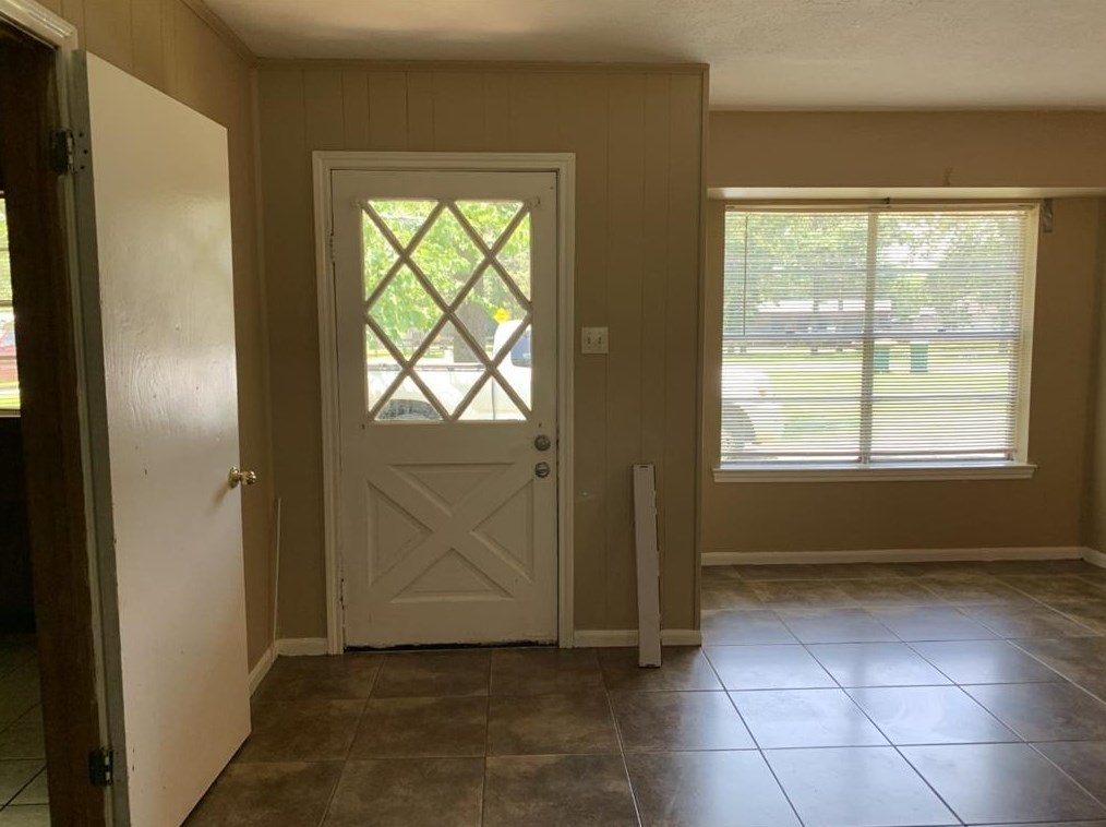 400 Mable St, Conroe, TX 77301