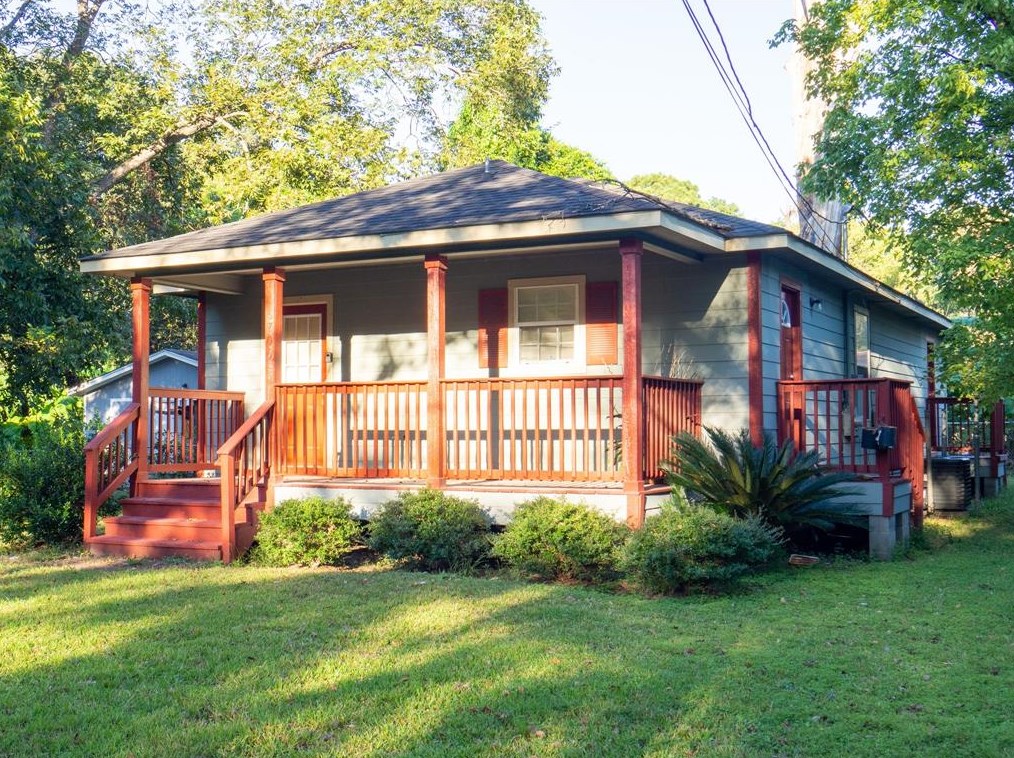 5706 Tuskegee St, Houston, TX 77091