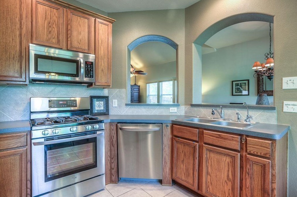 66 Spindle Tree Cir, Spring TX  77382-1479 exterior