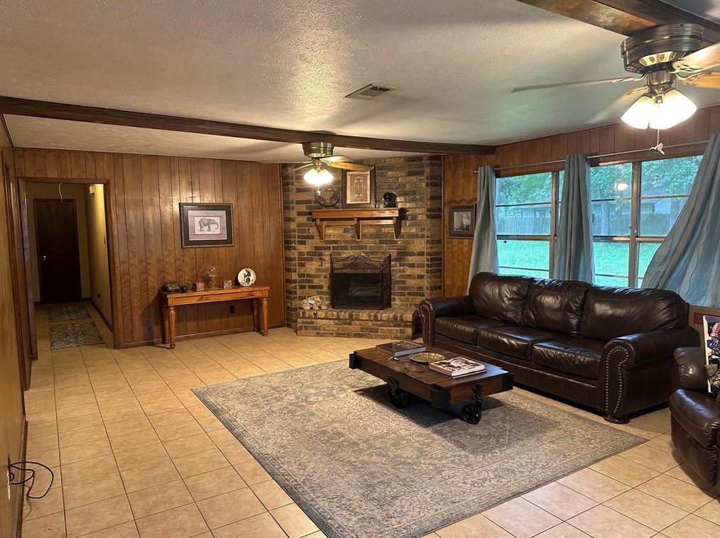 19705 Laurette Dr, Porter, TX 77365-4463