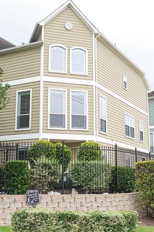 1266 18th St, Houston, TX 77008-3343