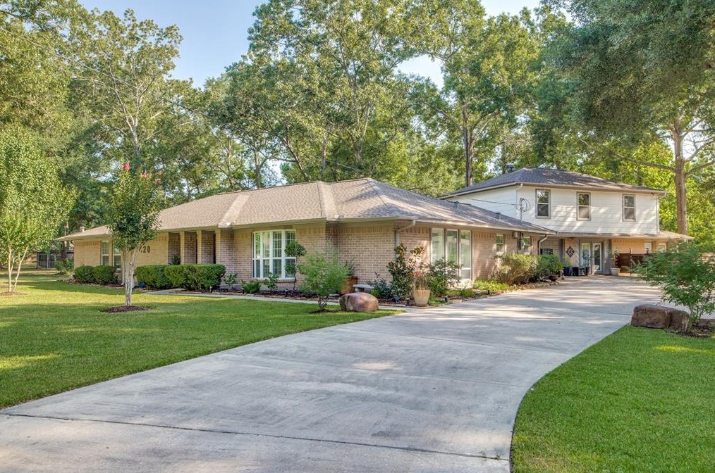 420 Linnwood Dr, Roman Forest, TX 77357-2809