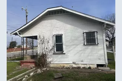 1718 N Walters, San Antonio, TX 78208 - Photo 1