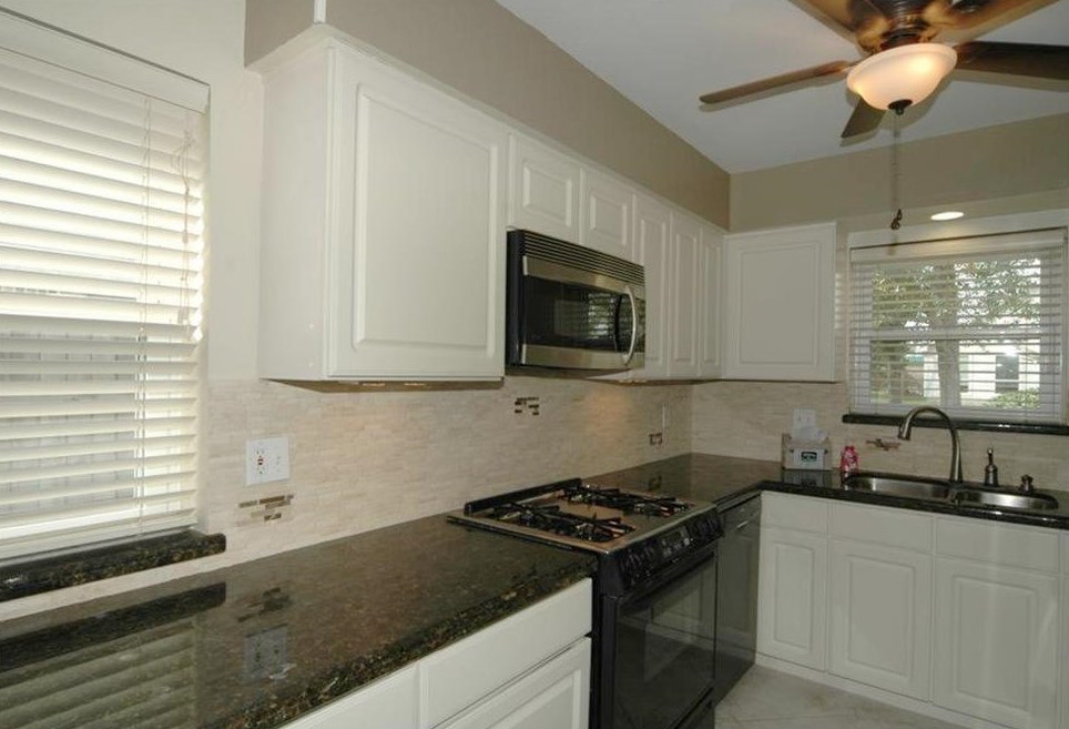 607 Packer Ct, Houston, TX 77598-4915