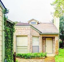 11818 Plumbrook Dr, Houston, TX 77099