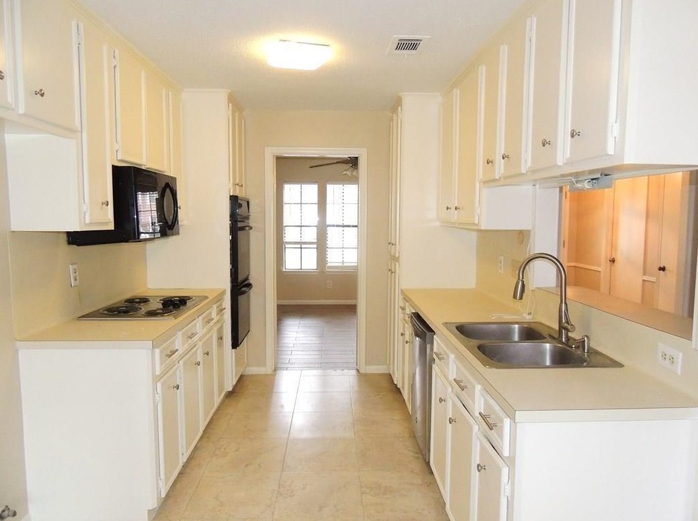 9907 Early Spring Dr, Houston, TX 77064