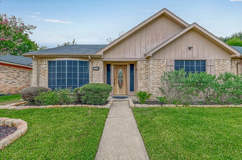 1214 Mossridge Dr, Missouri City, TX 77489-4127