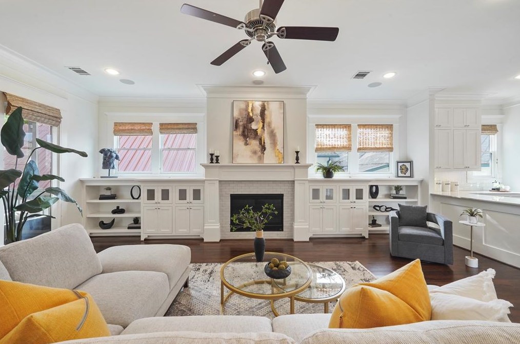 916 Rdg, Houston TX  77009-7309 exterior