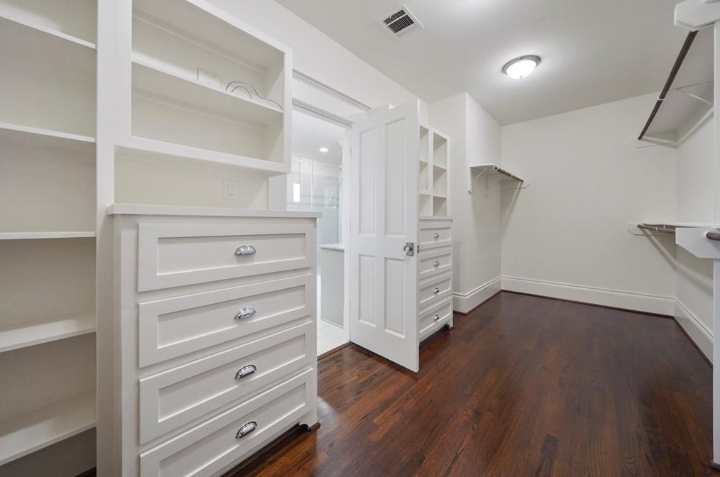 916 Rdg, Houston TX  77009-7309 exterior