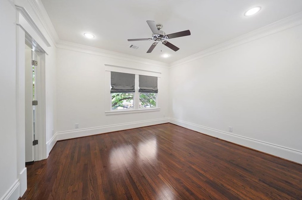 916 Rdg, Houston TX  77009-7309 exterior