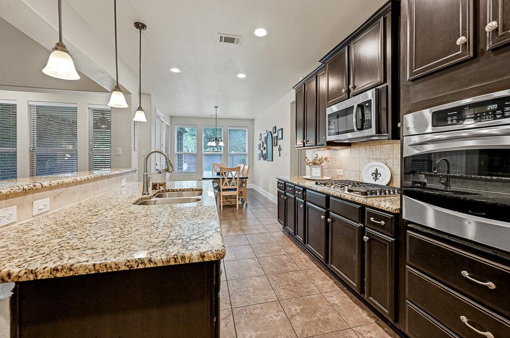 8730 Osiris Core Ln, Houston, TX 77095-3394