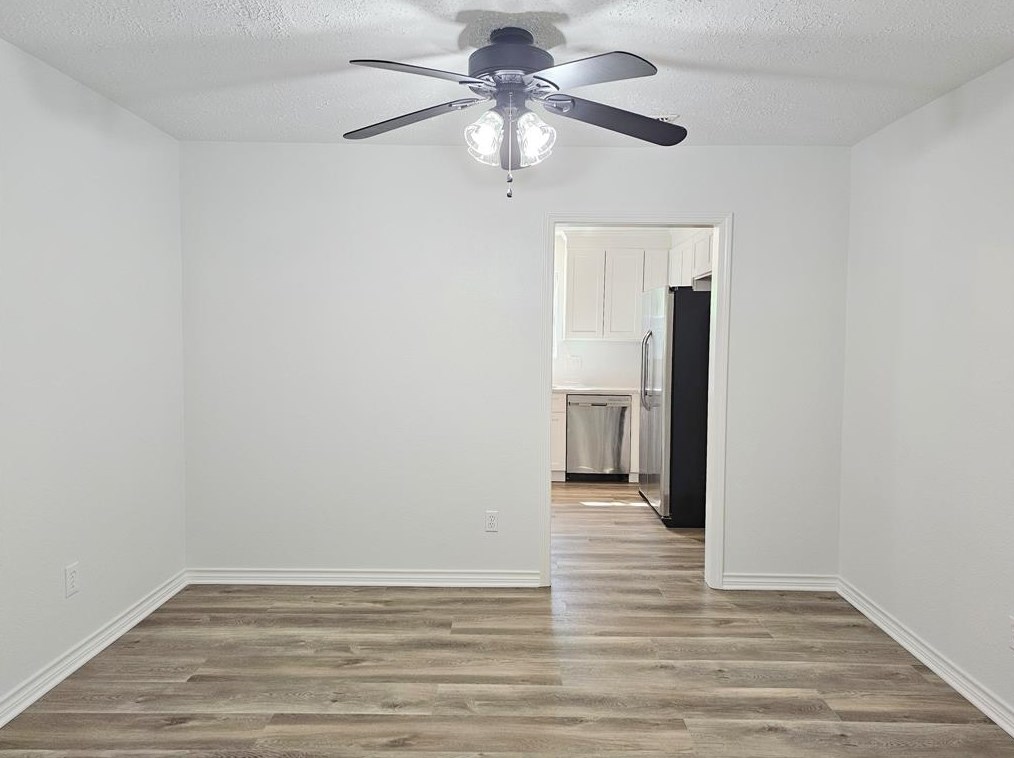 10615 Heatherford Dr, Houston TX  77041-8614 exterior