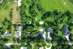 6735 Alpine Dr, Houston, TX 77061 - Photo 6