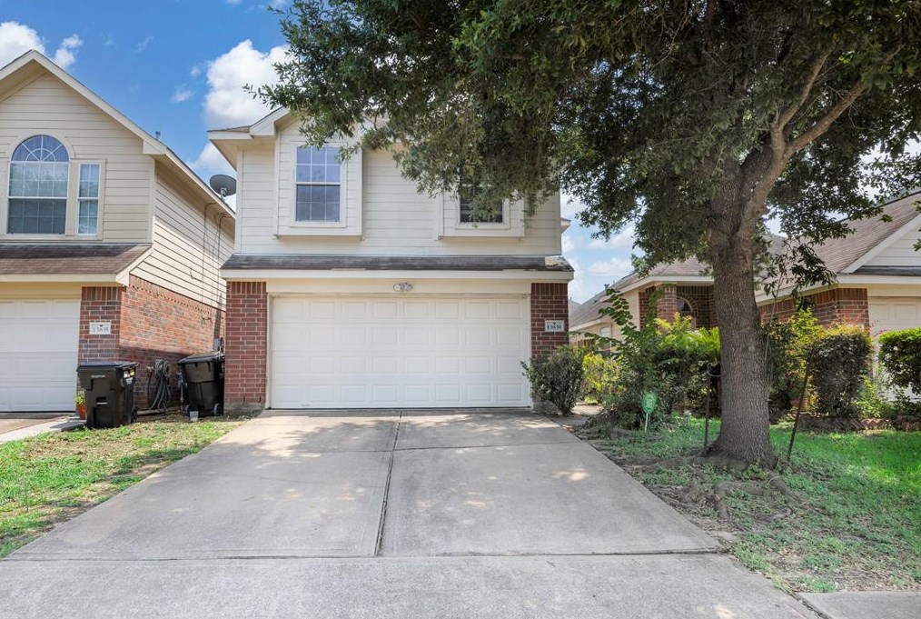 13839 Maximos Dr, Houston TX  77083-8047 exterior