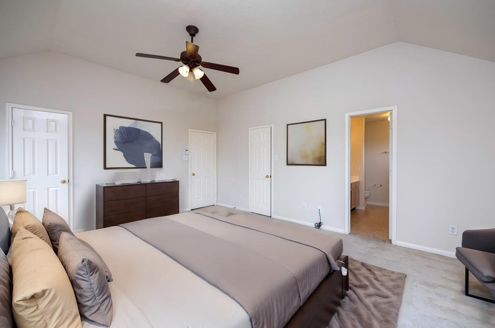 13839 Maximos Dr, Houston TX  77083-8047 exterior