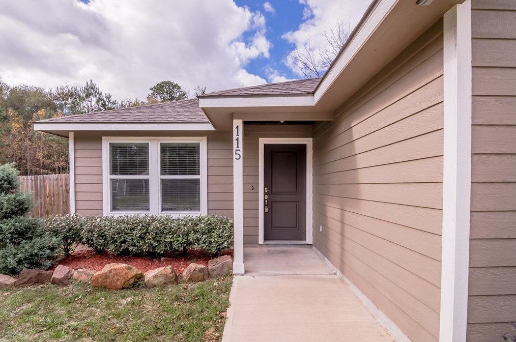 115 Bernice Dr, Huntsville, TX 77320
