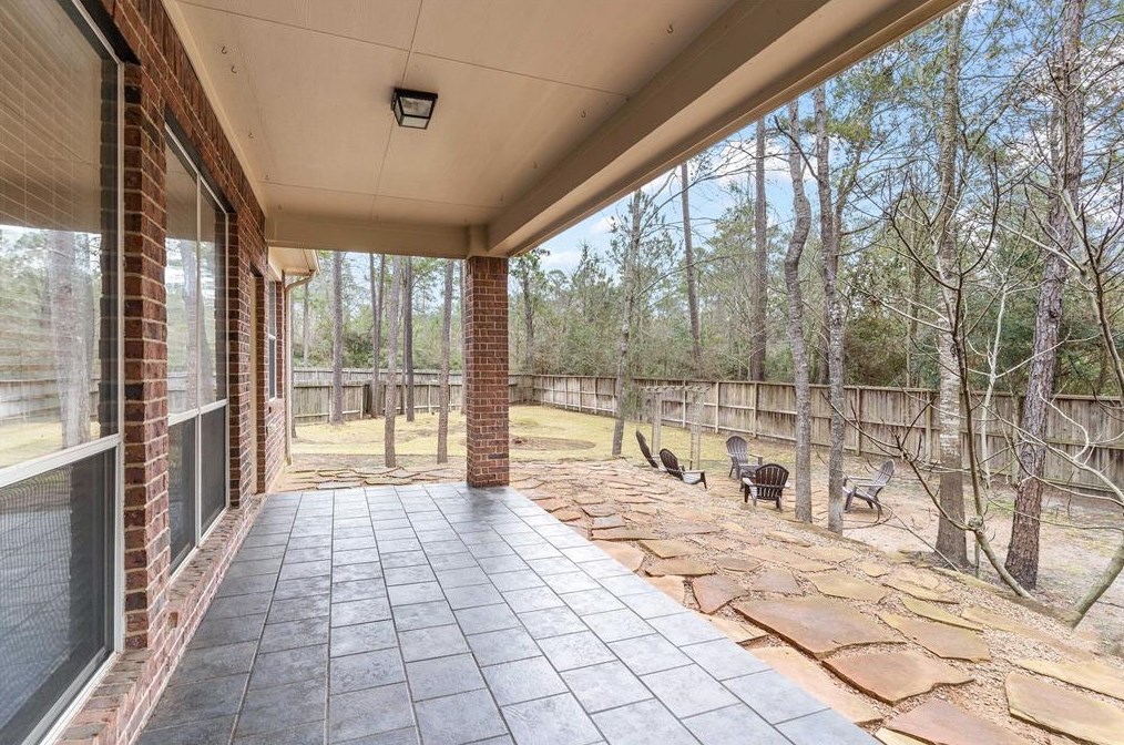 7 Korbel Ct, Spring, TX 77382-7010