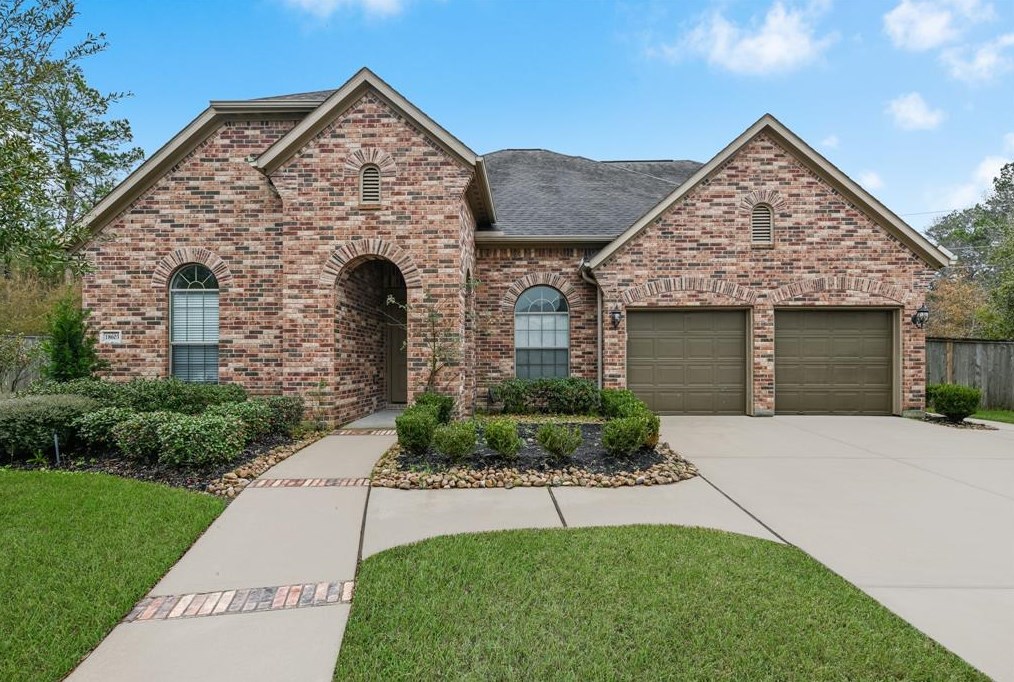 18603 Landrum Point Ln, Spring, TX 77388-2757