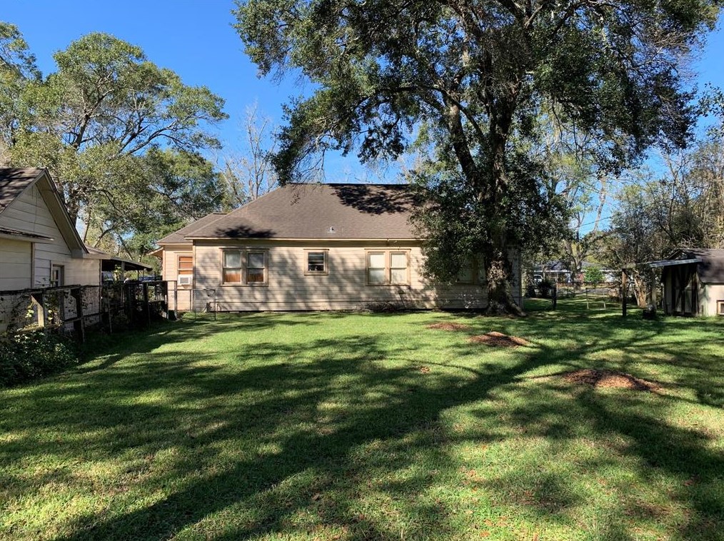 7356 Cayton St, Houston TX  77061-2714 exterior