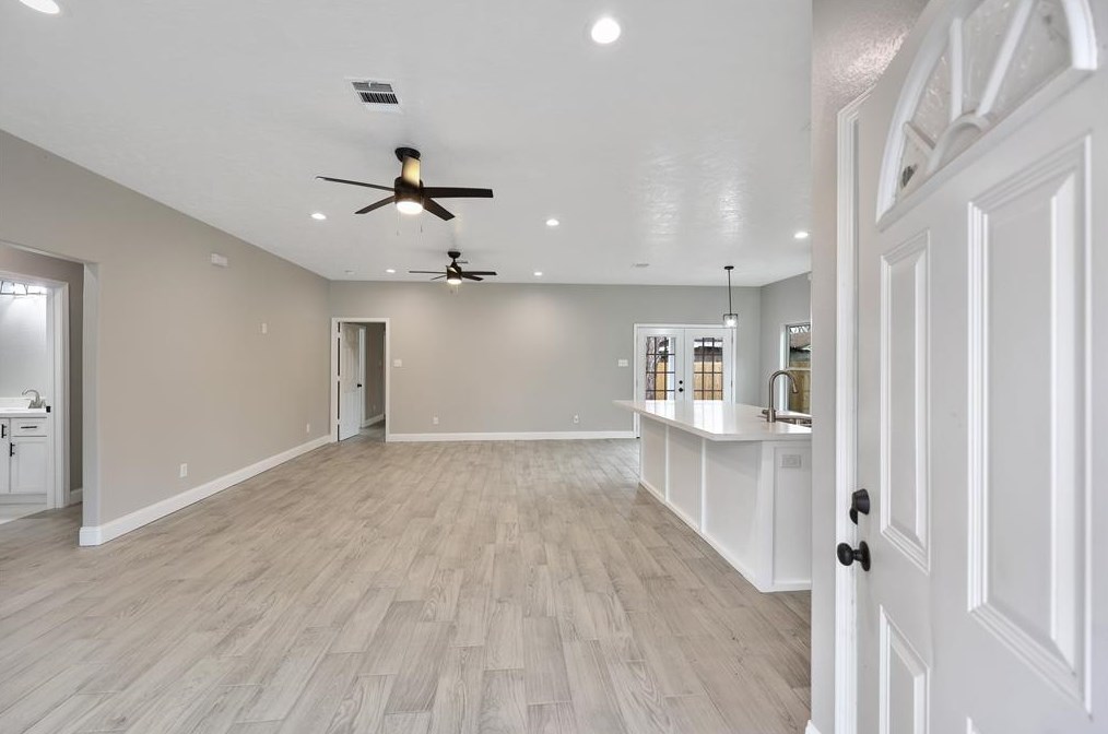 7505 Pointer St, Houston, TX 77016