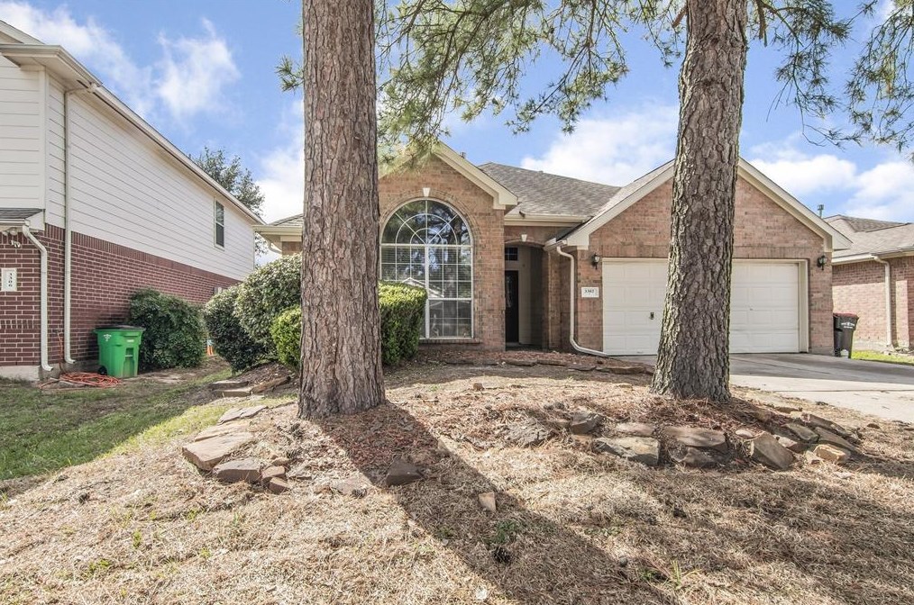 3302 Falcon Trail Dr, Spring, TX 77373