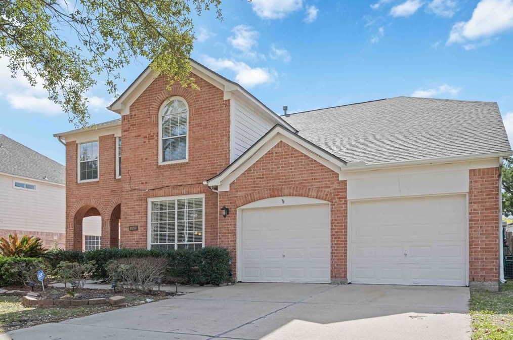 16207 Waiting Spring Cir, Houston, TX 77095