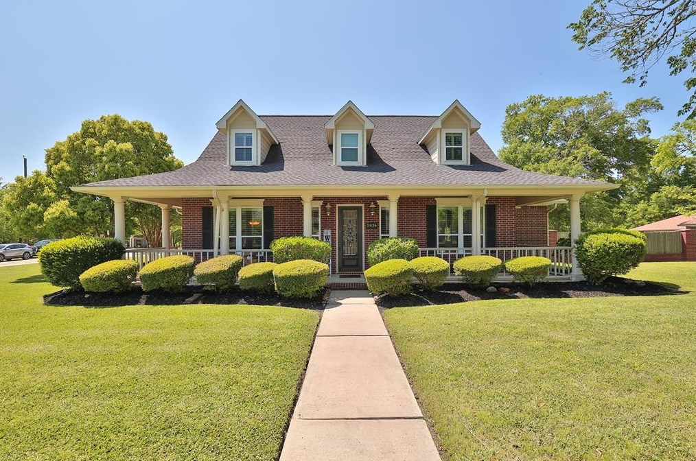5834 Cajun Way, Baytown, TX 77523-8401