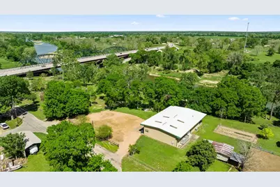 804 Robson, Columbus, TX 78934 - Photo 14