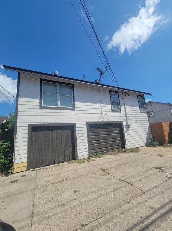 2815 Market St, Baytown, TX 77520