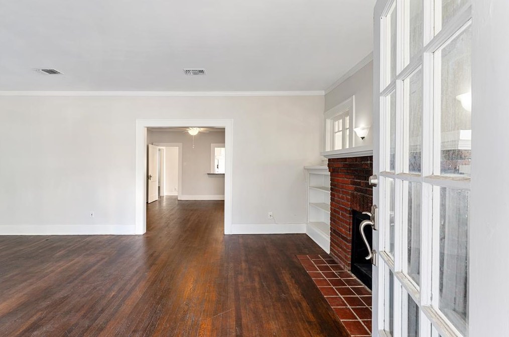 1118 Stanford St, Houston, TX 77019