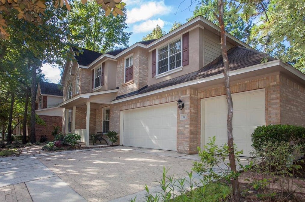19 Rustic Bend Pl, Spring TX  77382-3803 exterior