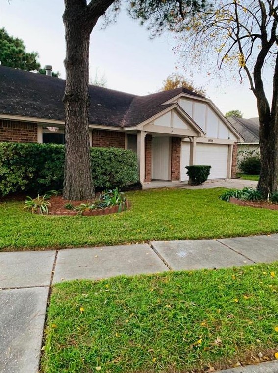 19707 Auburn Park Ln, Spring TX  77379-6039 exterior