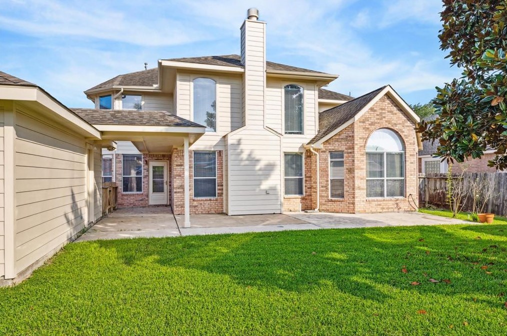 2122 Fortuna Bella Dr, Pearland TX  77581-5285 exterior