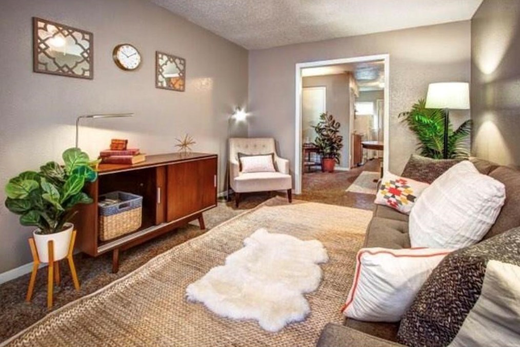 4515 Oxford St #17, Houston, TX 77022