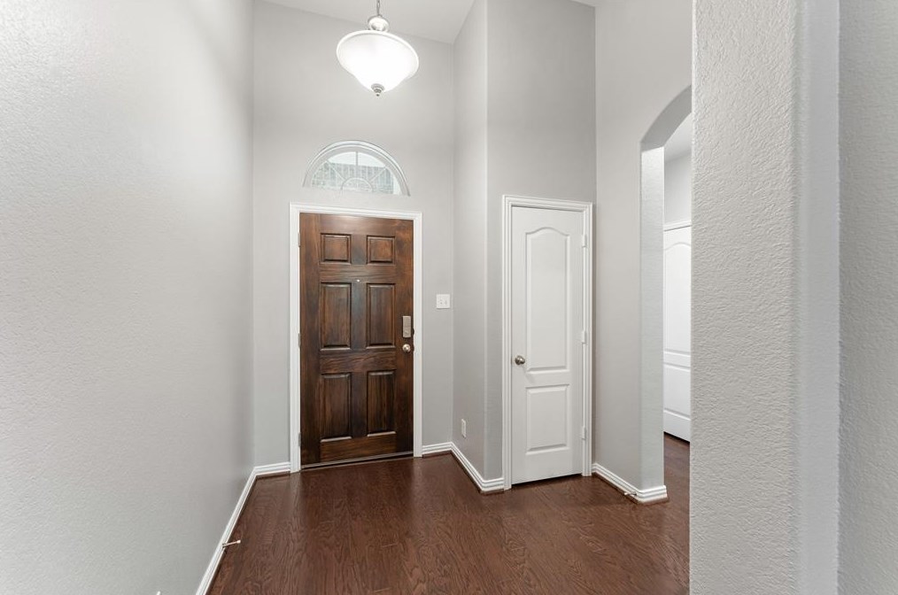 727 Aweigh Dr, Crosby TX  77532-4408 exterior