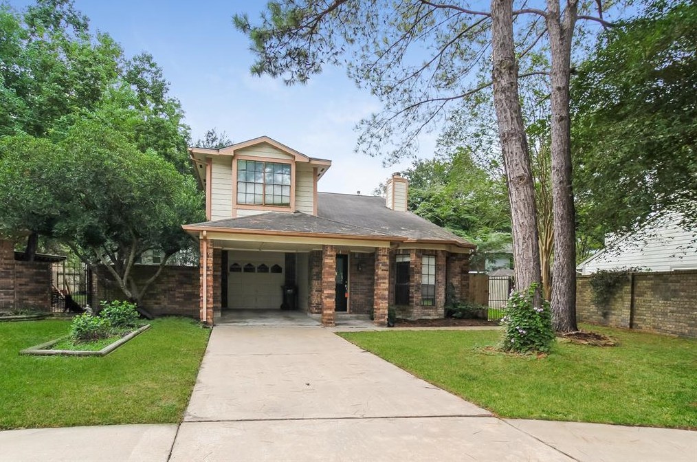 7774 High Village Dr, Houston, TX 77095