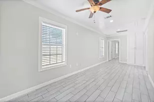 7941 Goode St, Houston, TX 77012 - Photo 16