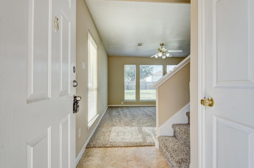 822 Richview Dr, Houston, TX 77060