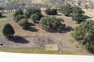 100 Labrador Ln, Columbus, TX 78934 - Photo 1