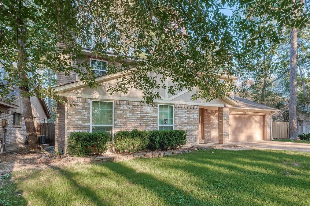 10 Ground Brier Ct, Spring TX  77381-2837 exterior