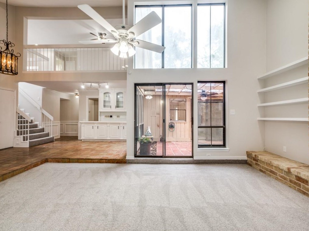 164 Old Brg Lk, Houston TX  77069-3463 exterior