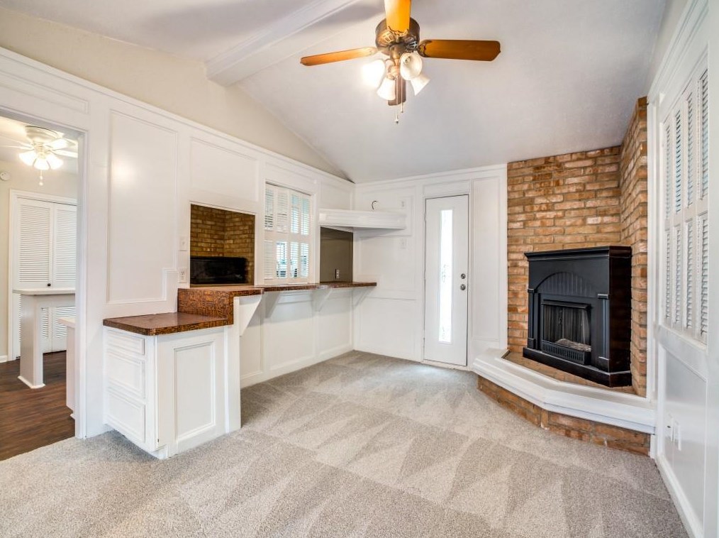 164 Old Brg Lk, Houston TX  77069-3463 exterior