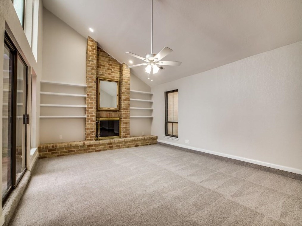 164 Old Brg Lk, Houston TX  77069-3463 exterior