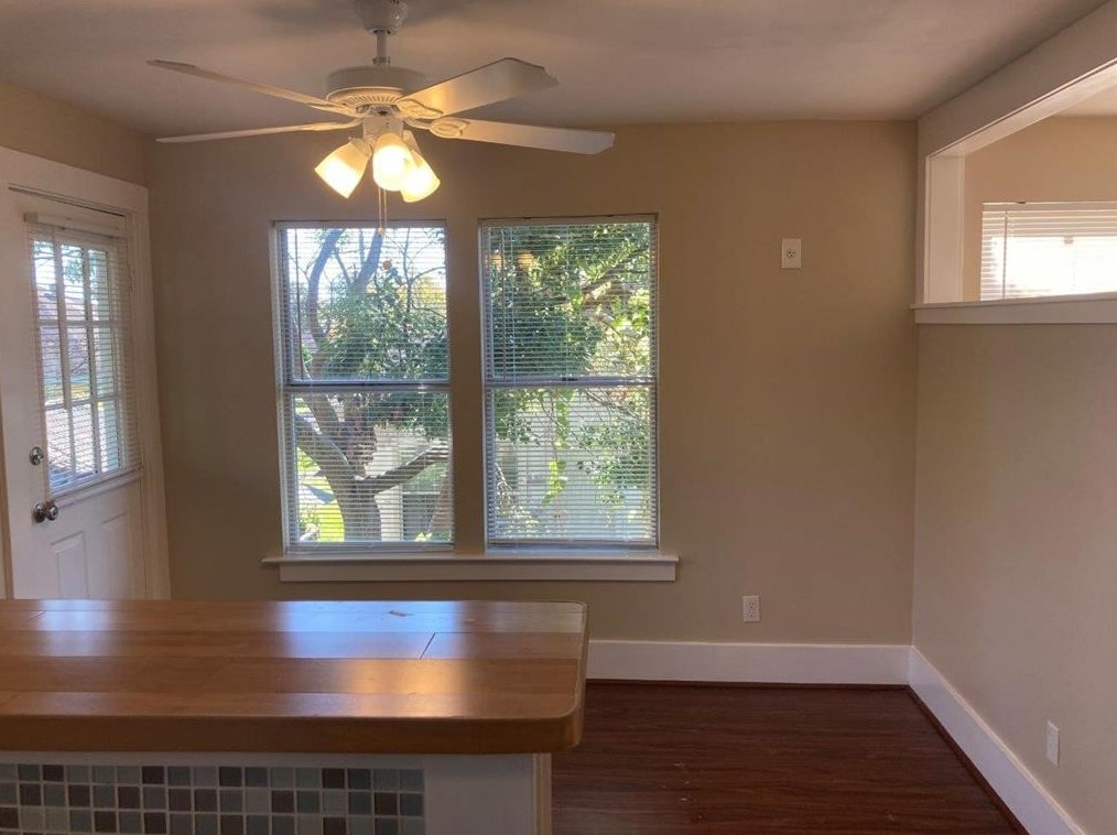 203 Lobit St, Baytown TX  77520-4947 exterior