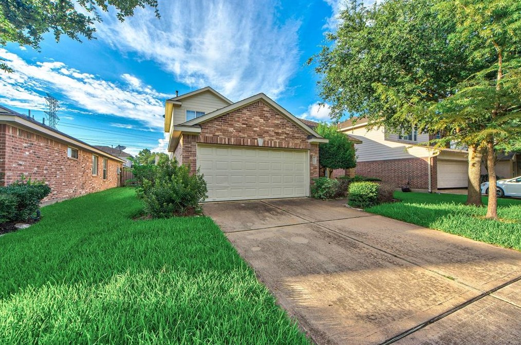 9522 Curry Landing Dr, Houston, TX 77095