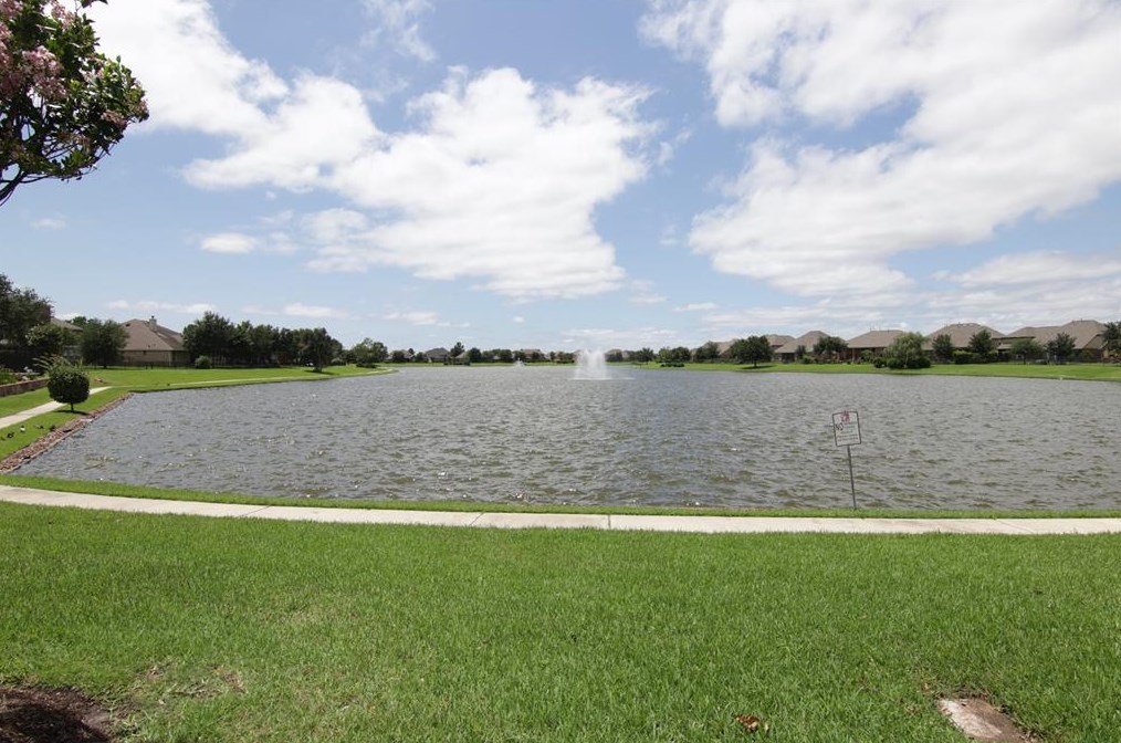 19511 Dunlay Springs Dr, Cypress, TX 77433