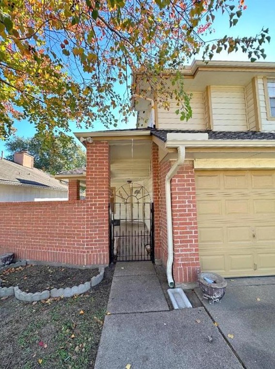 16131 Golden Sands Dr, Houston, TX 77095