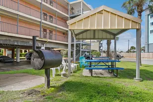 6300 Seawall Blvd, Galveston, TX 77551 - Photo 20