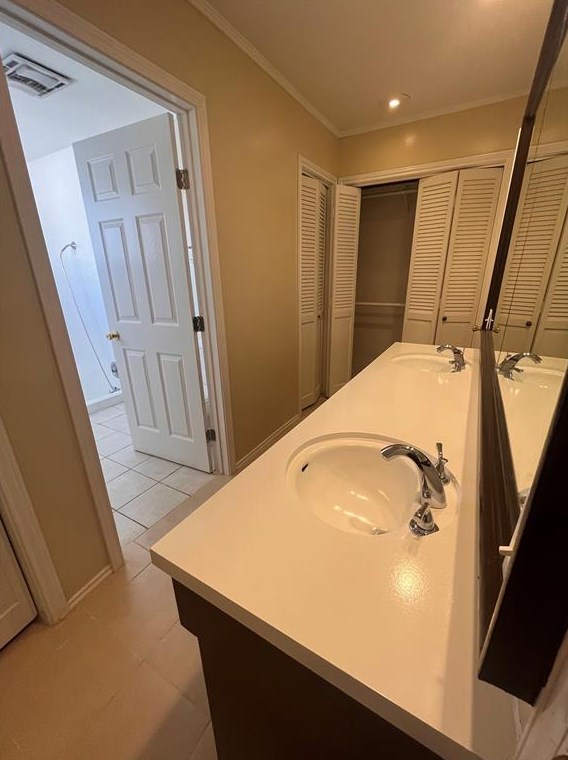 14021 Cashel Forest Dr, Houston TX  77069-3507 exterior