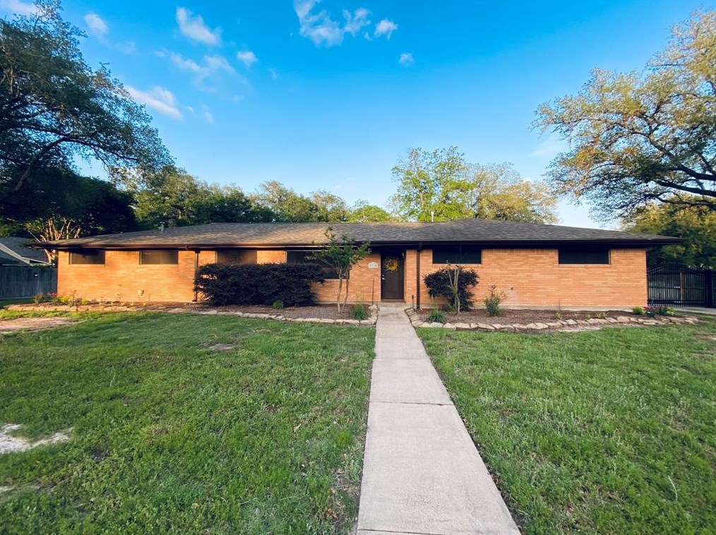1510 Drexel Dr, Katy, TX 77493-2017